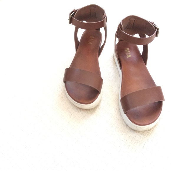mia katherin platform sandal